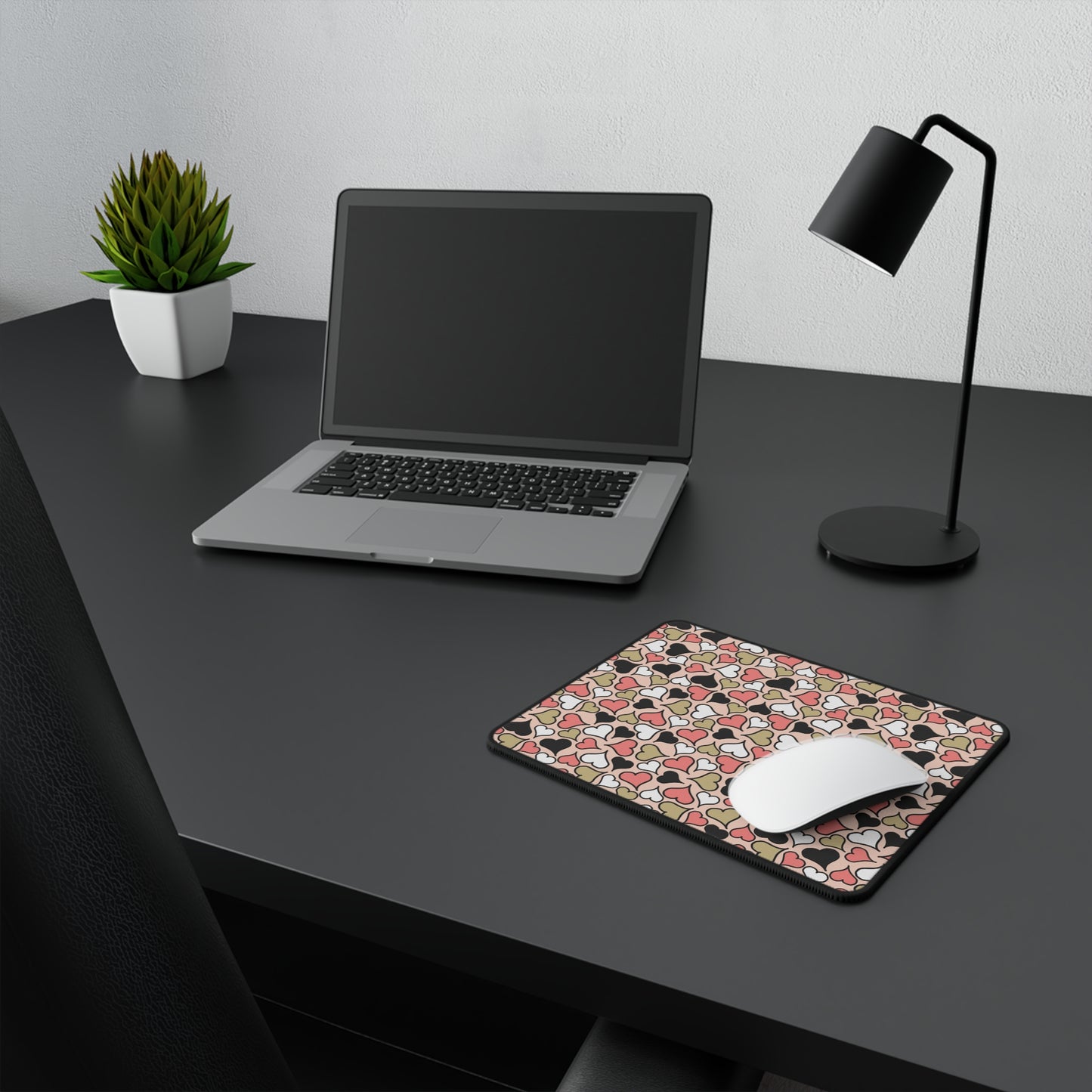 LoveHearts Non-Slip Gaming Mouse Pad - Perfect for Gamers & Home Office