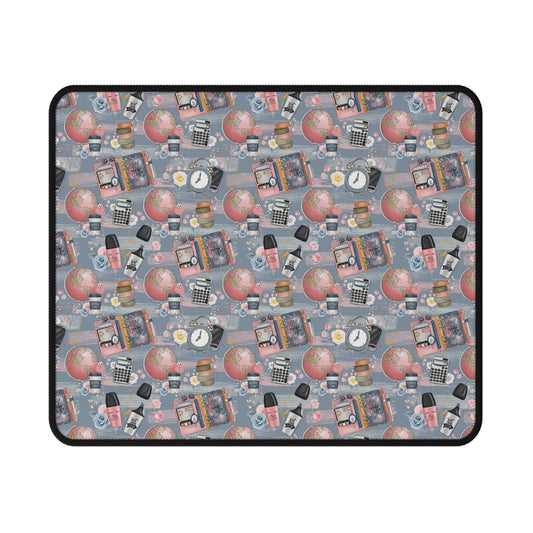 Chic Essentials Vintage Gaming Mouse Pad - Non-Slip Design for Gamers