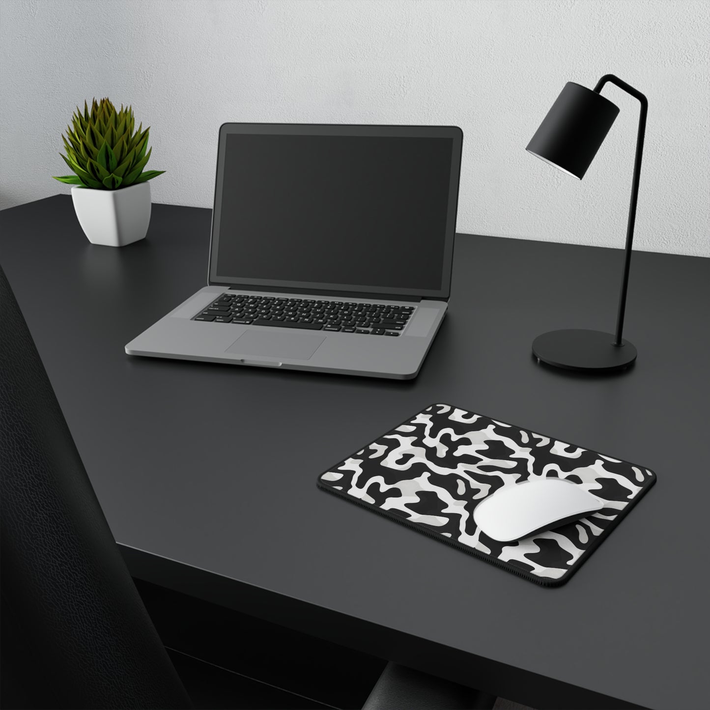 Urban Camo Gaming Non-Slip Mouse Pad - Perfect for Gamers & Stylish Workstations