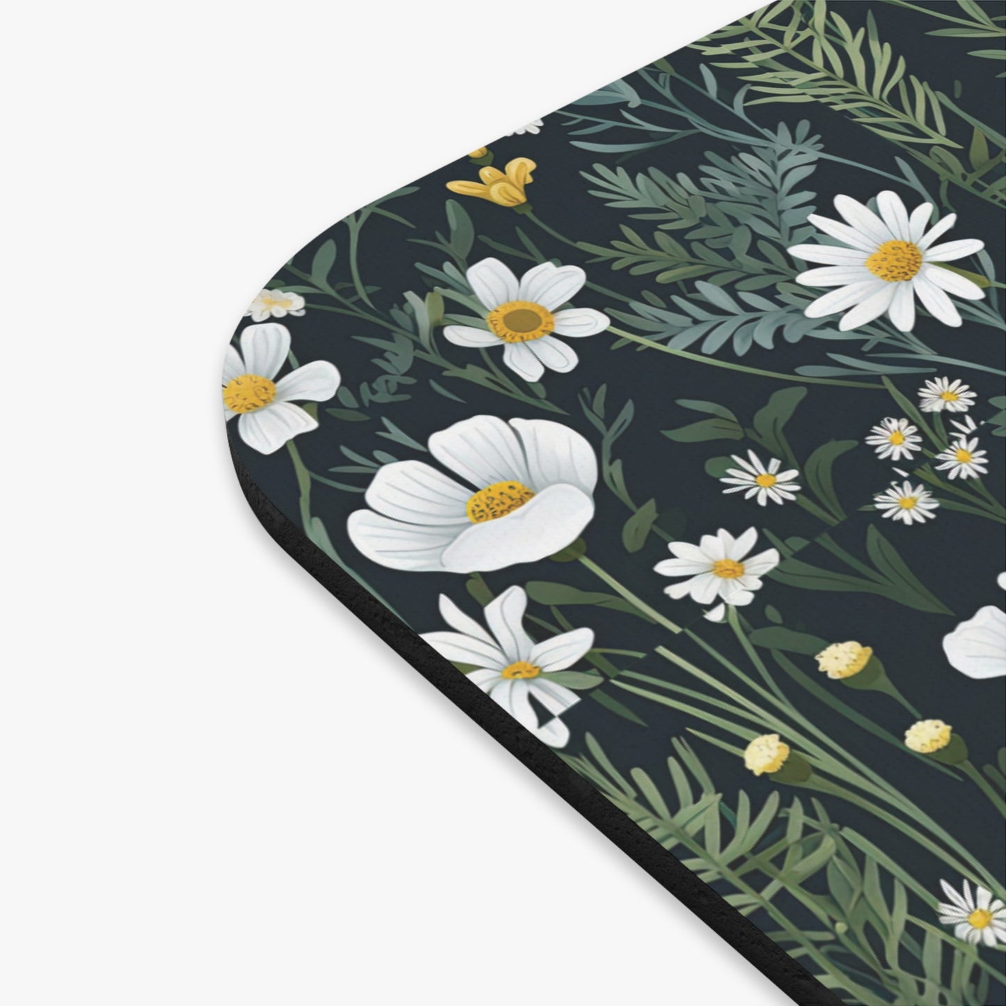 Daisy Delight Botanical Floral Mouse Pad - Vintage Greenery Design.
