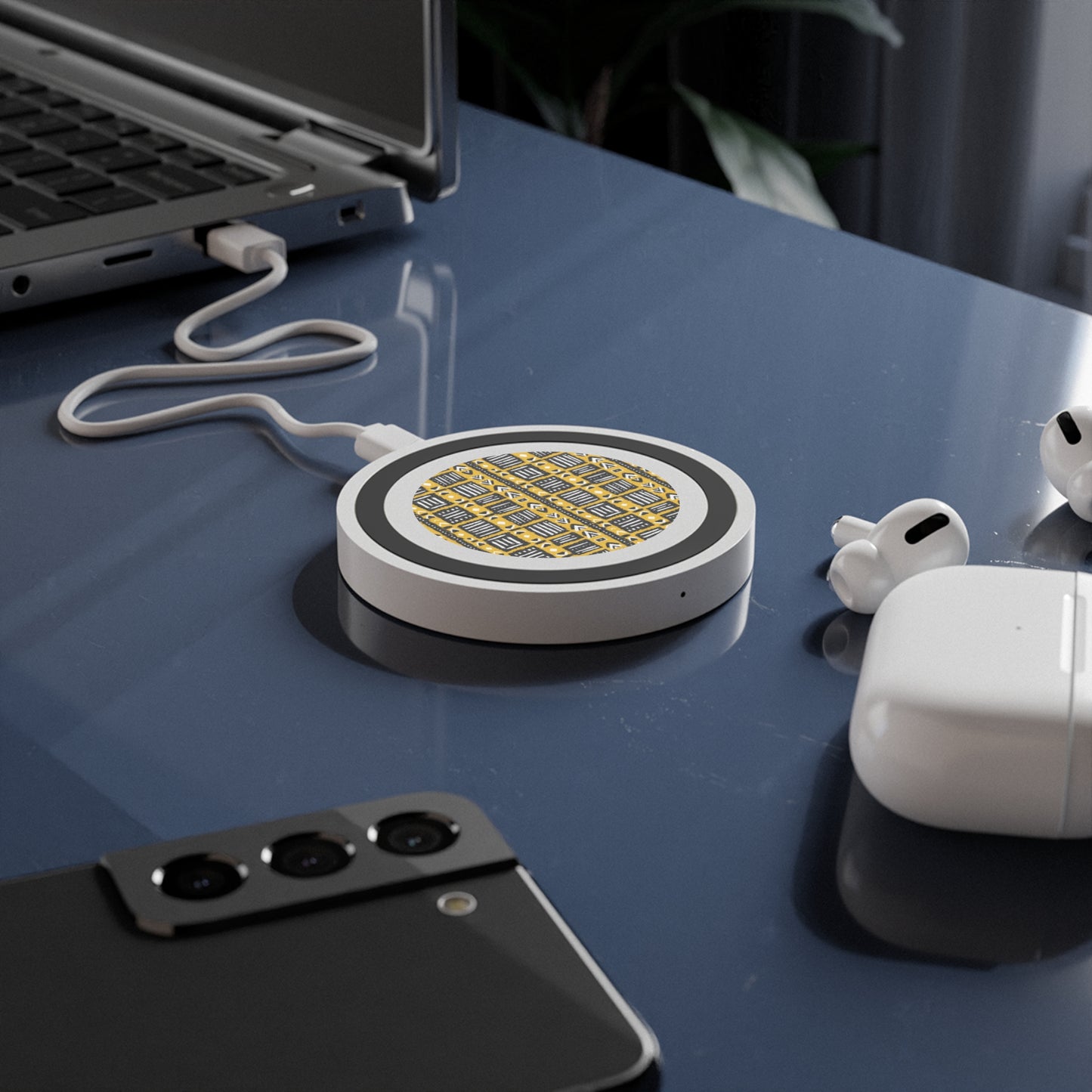 Tribal Vibes Stylish Wireless Charging Pad - Modern Geometric Design