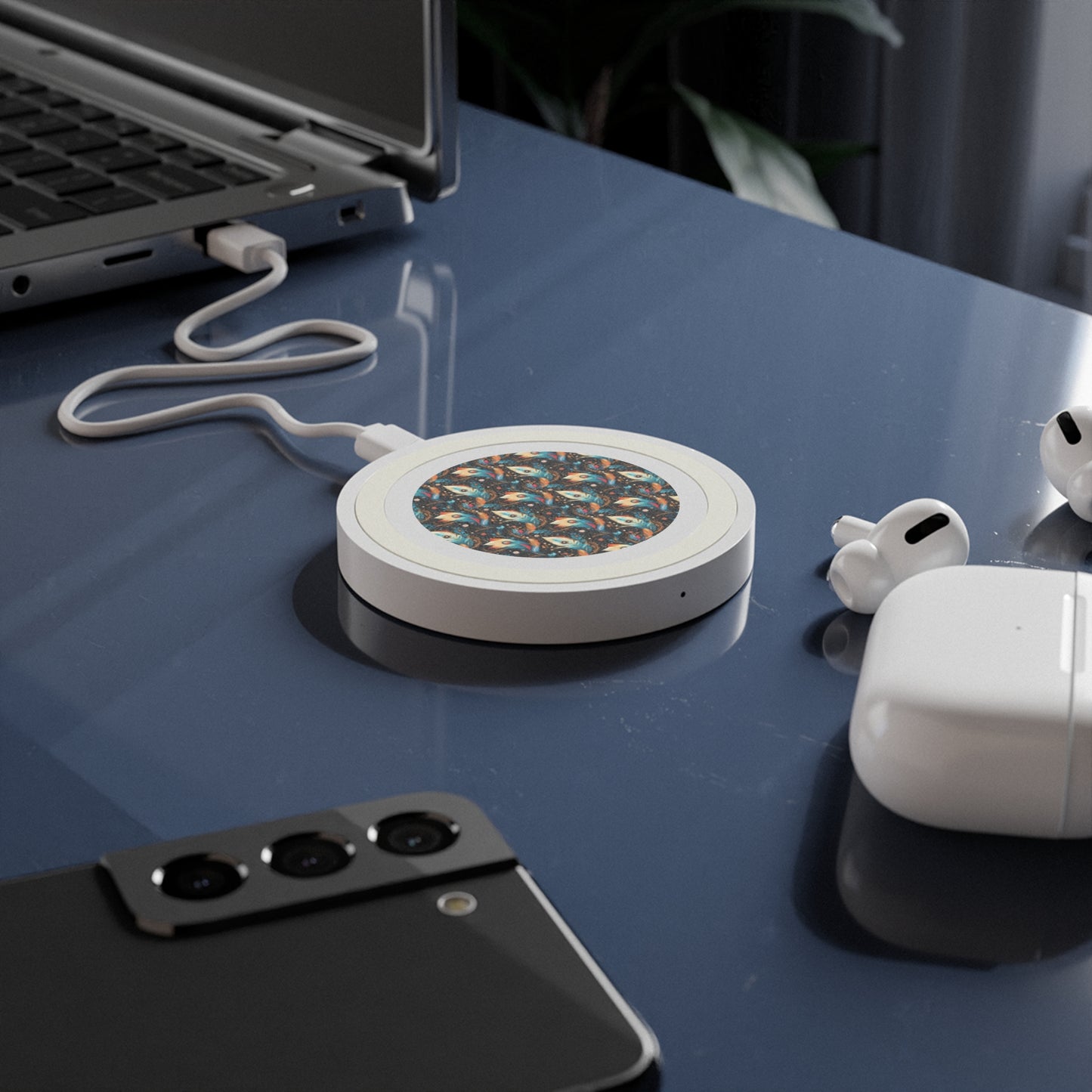 Ethereal Feathers Artistic Wireless Charging Pad - Quake Design, Perfect for Tech Lovers and Gift Giving