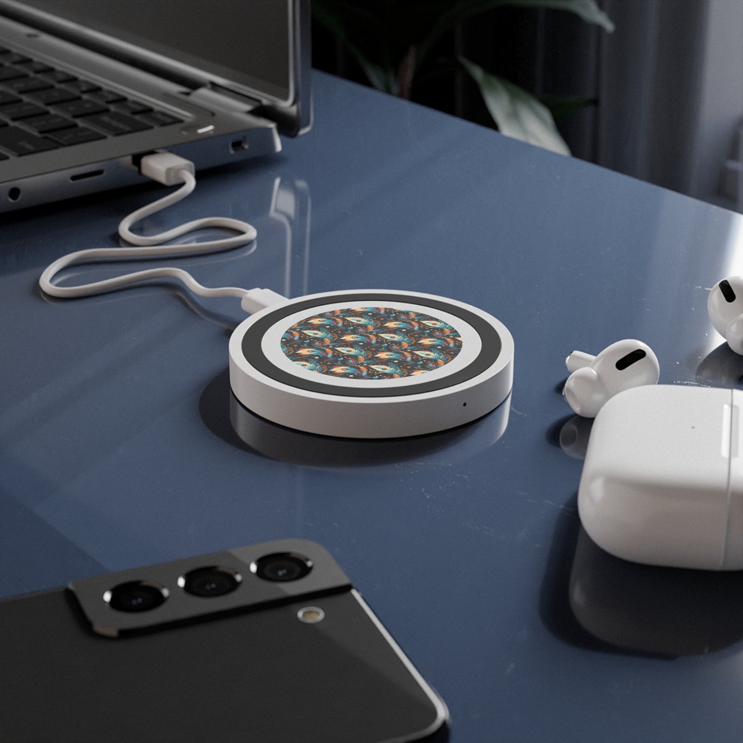Ethereal Feathers Artistic Wireless Charging Pad - Quake Design, Perfect for Tech Lovers and Gift Giving