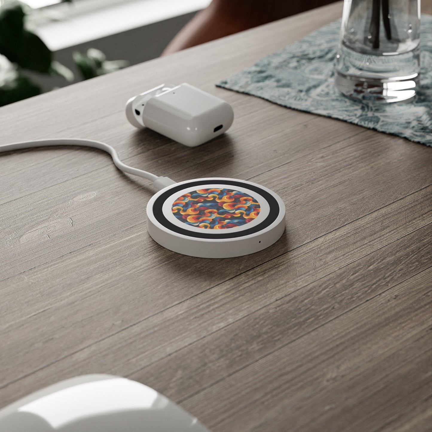 Cosmic Swirl Colorful Quake Wireless Charging Pad - Vibrant Abstract Design for Home & Office