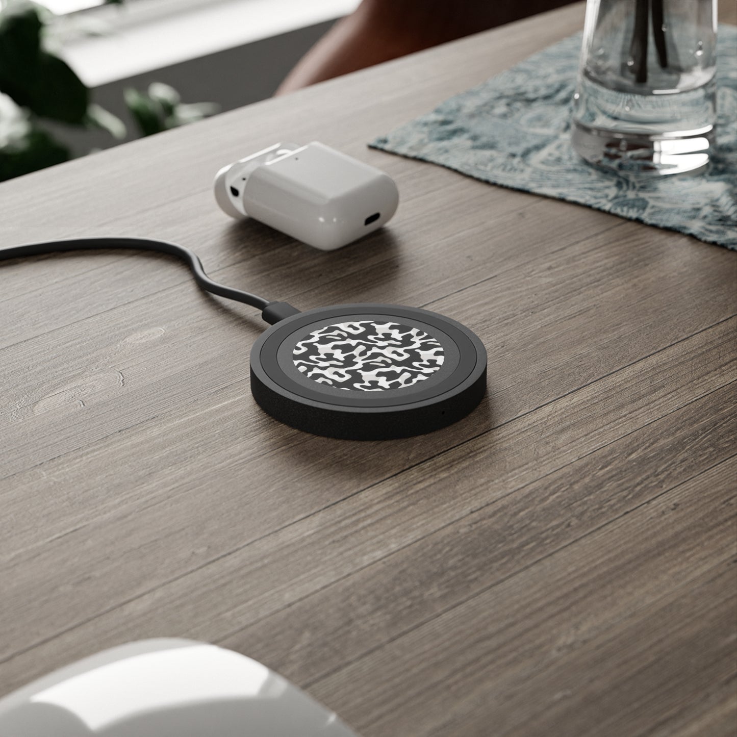 Urban Camo Stylish Wireless Charging Pad - Modern Camo Design