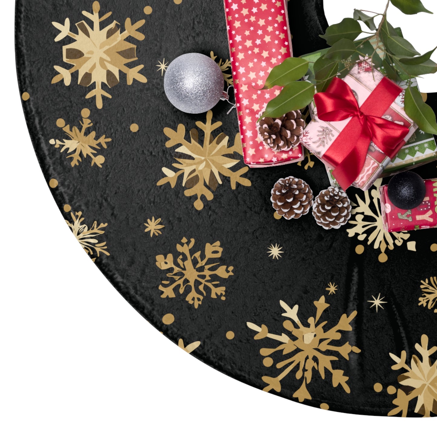 Black and Gold Snowflake Elegance Christmas Tree Skirts