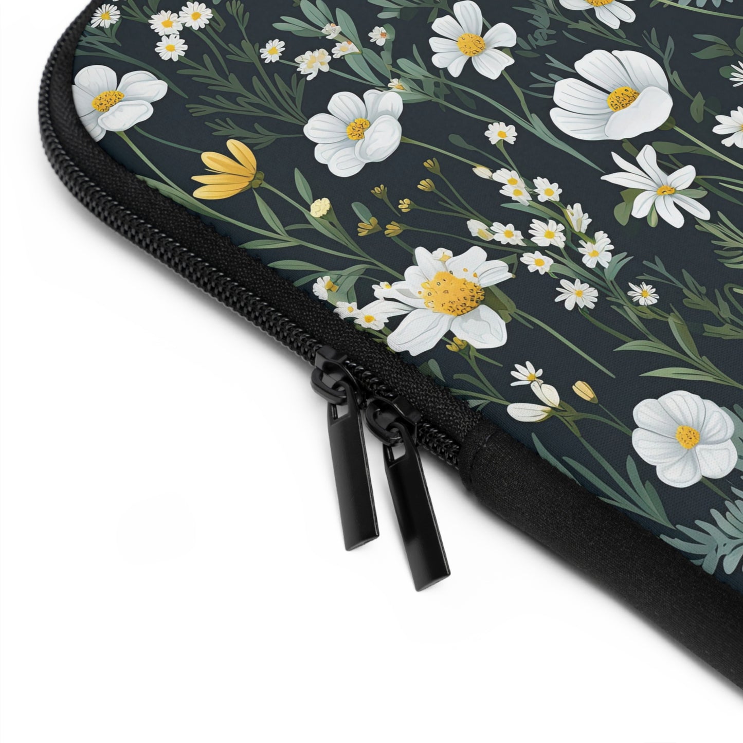 Floral Daisy Delight Laptop Sleeve for Nature Lovers, Laptop Case, Cute Tech Accessory, Gift for Students, Eco-Friendly Design