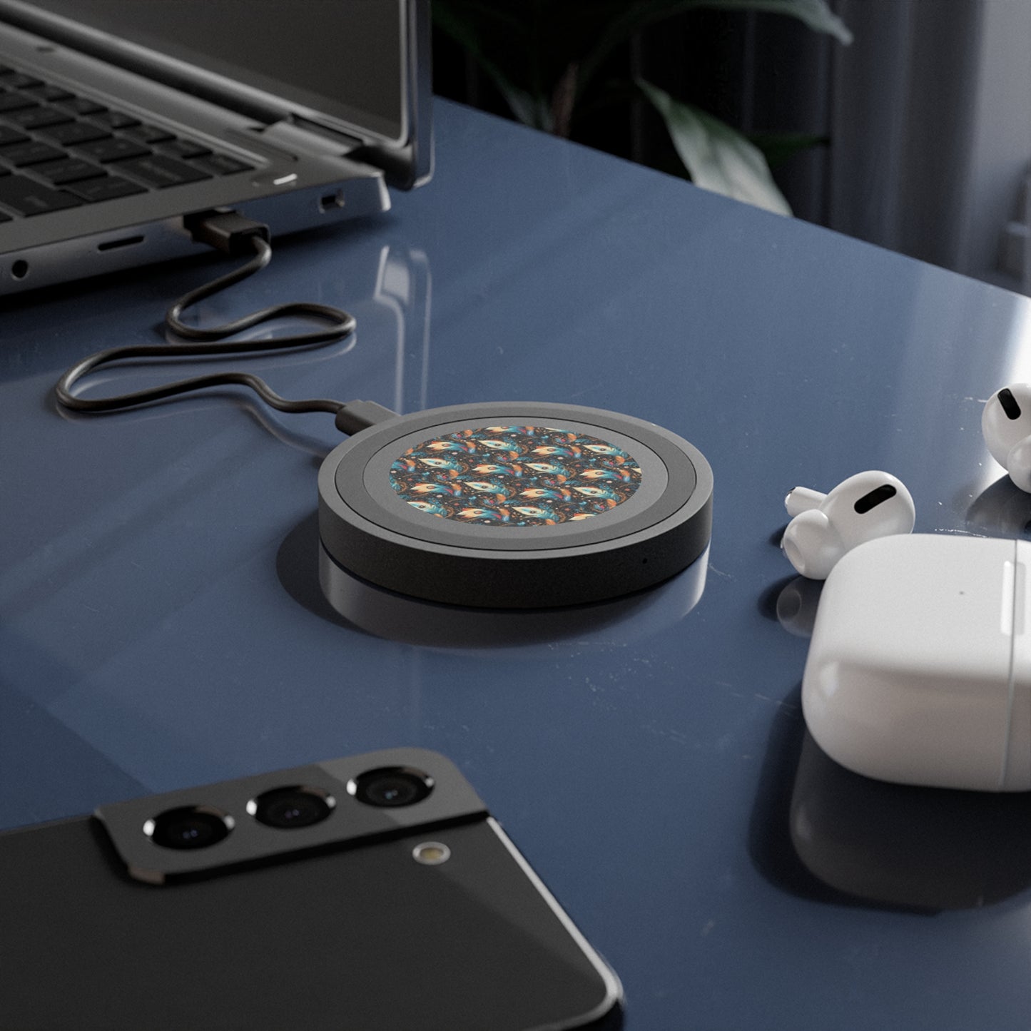 Ethereal Feathers Artistic Wireless Charging Pad - Quake Design, Perfect for Tech Lovers and Gift Giving