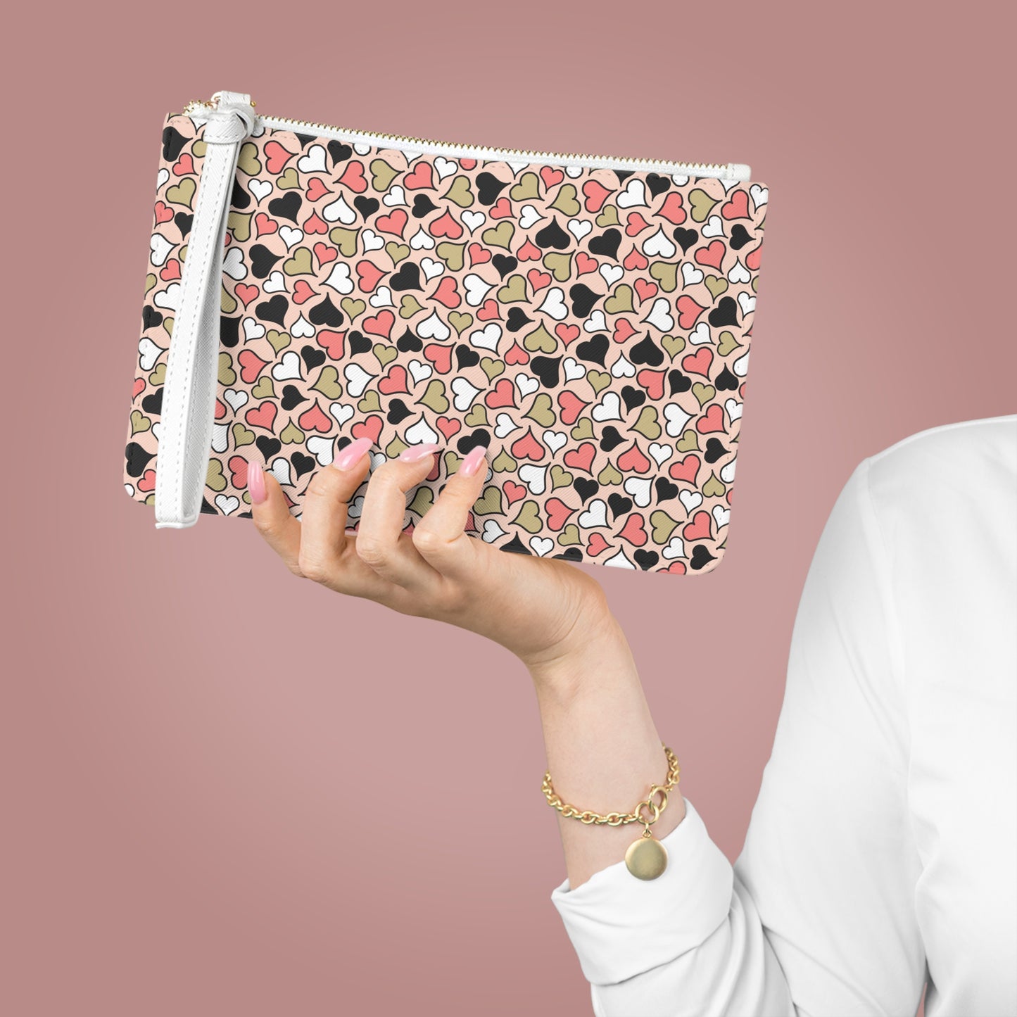 Heart Pattern Clutch Bag - Cute & Stylish for Any Occasion