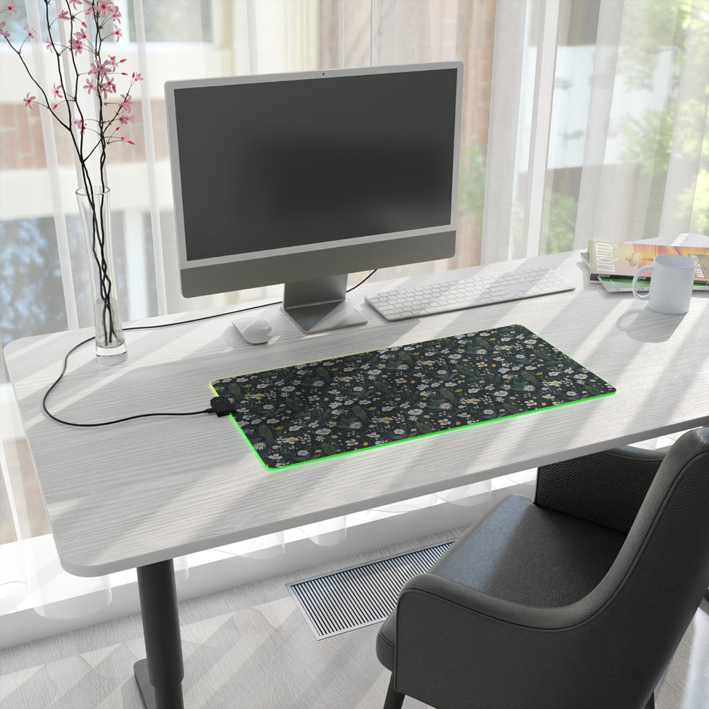Daisy Delight Floral LED Gaming Mouse Pad – Custom Designed RGB Computer Accessory.
