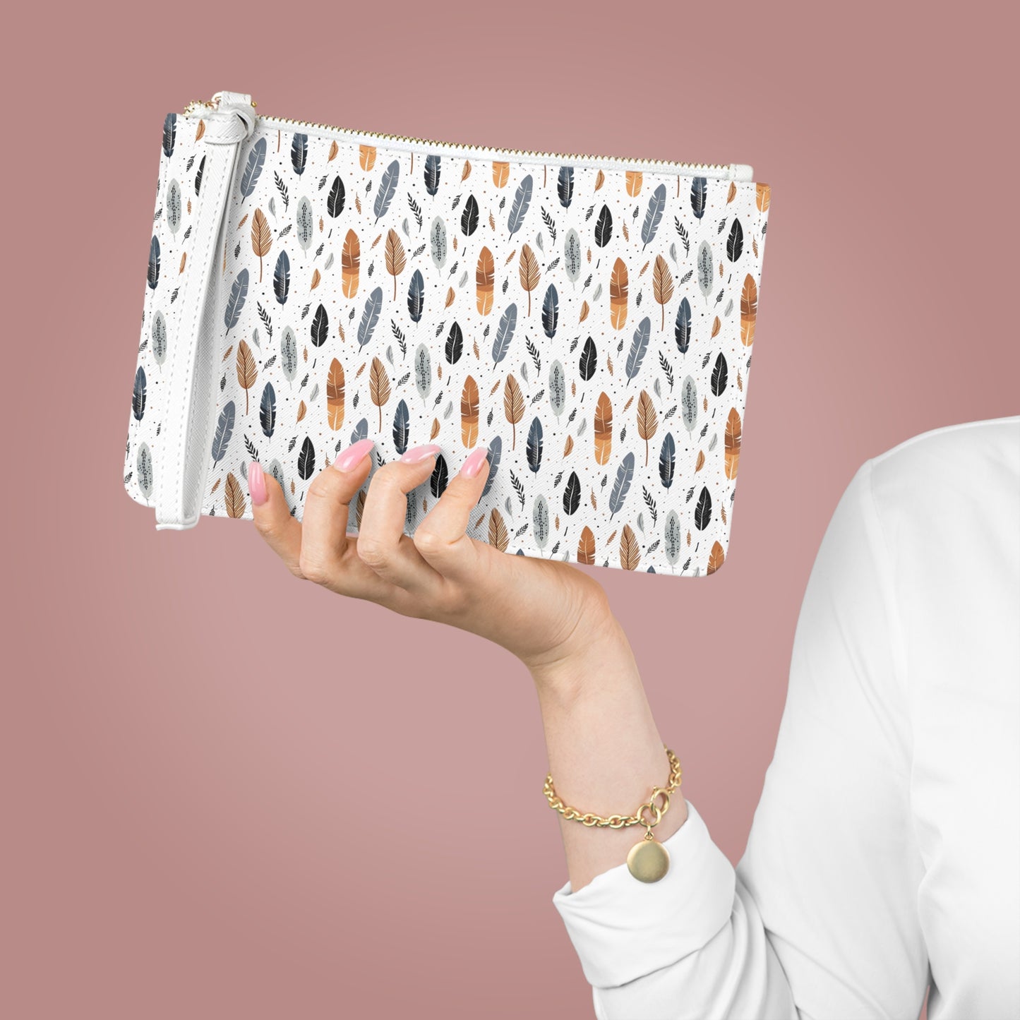 Whispering Feathers Clutch Bag - Vegan Leather Saffiano Pattern Fashionista On-the-Go Zip Fastening Wrist Strap.