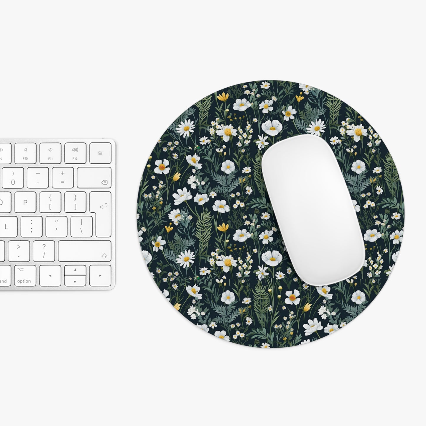 Daisy Delight Botanical Floral Mouse Pad - Beautiful Greenery Design for Home or Office.