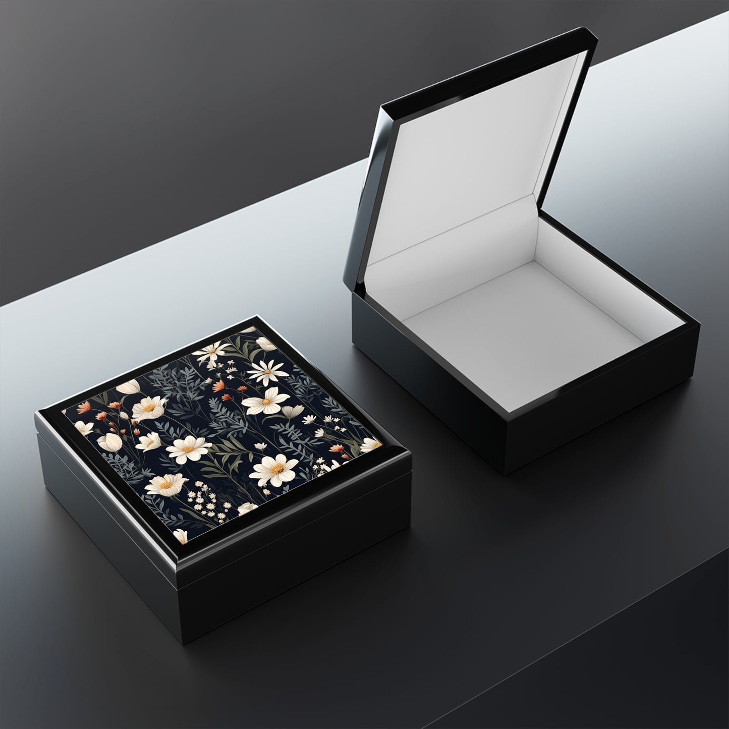 Floral Keepsake Jewelry Box — Dark Botanical Daisies