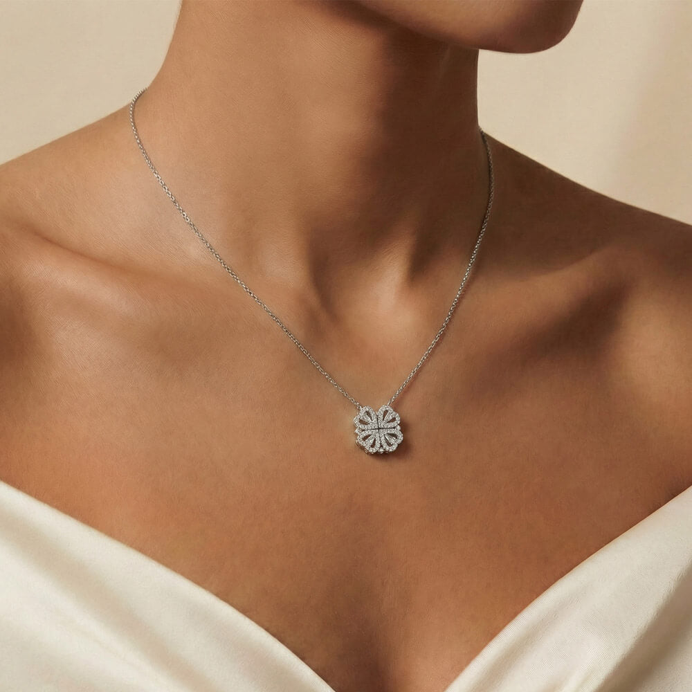 Magnetic Hearts Necklace a Gift for Mothers/Sisters/Grandmothers/Daughters.