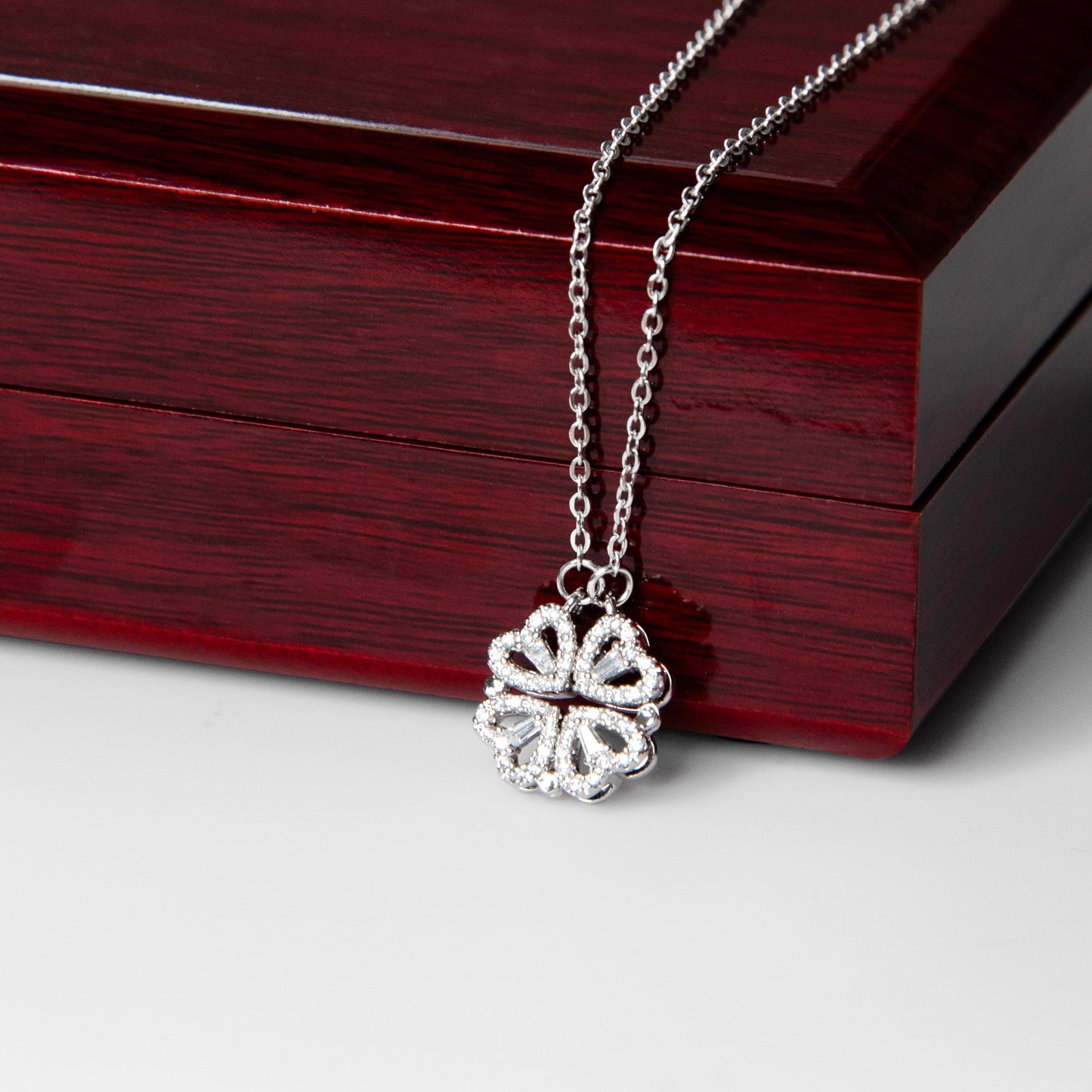 Magnetic Hearts Necklace a Gift for Mothers/Sisters/Grandmothers/Daughters.