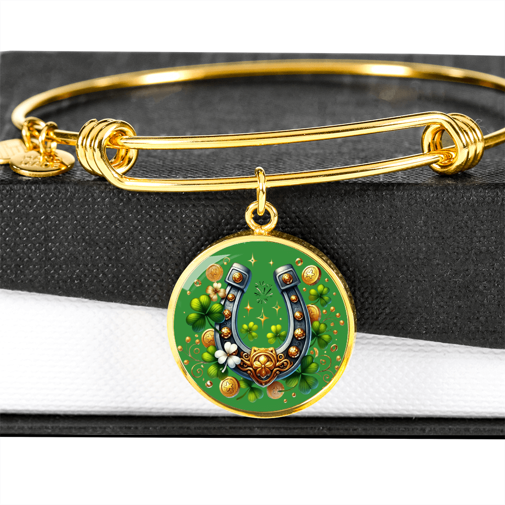 Personalized ''Golden Luck Charm'' Circle Engraving Bangle- a Gift for Daughter/Wife/Mothers.