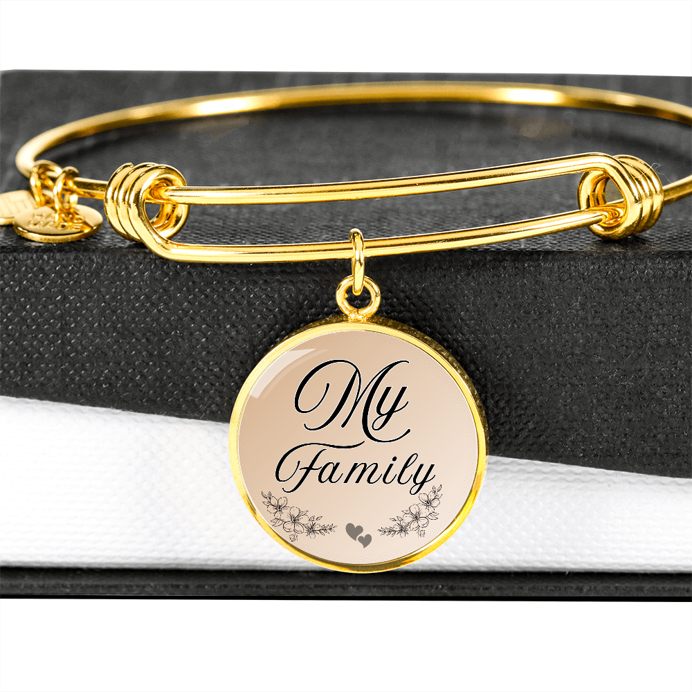 My Family Luxury Circle Bangle a Gift for a Soulmate/Daughter/Mother.