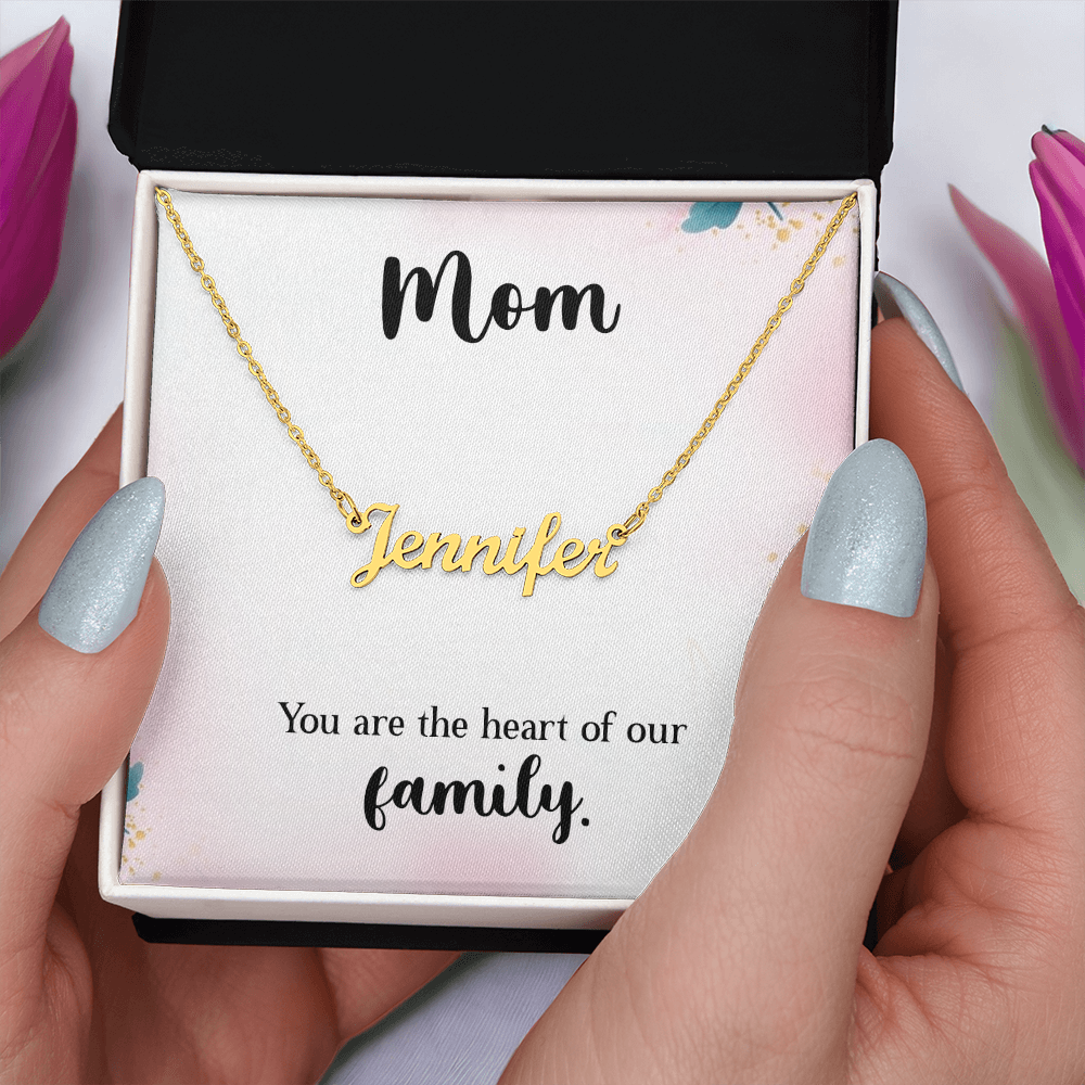 Personalized Name Necklace for Mom, a Perfect Gift for Mother's Day/Birthdays.