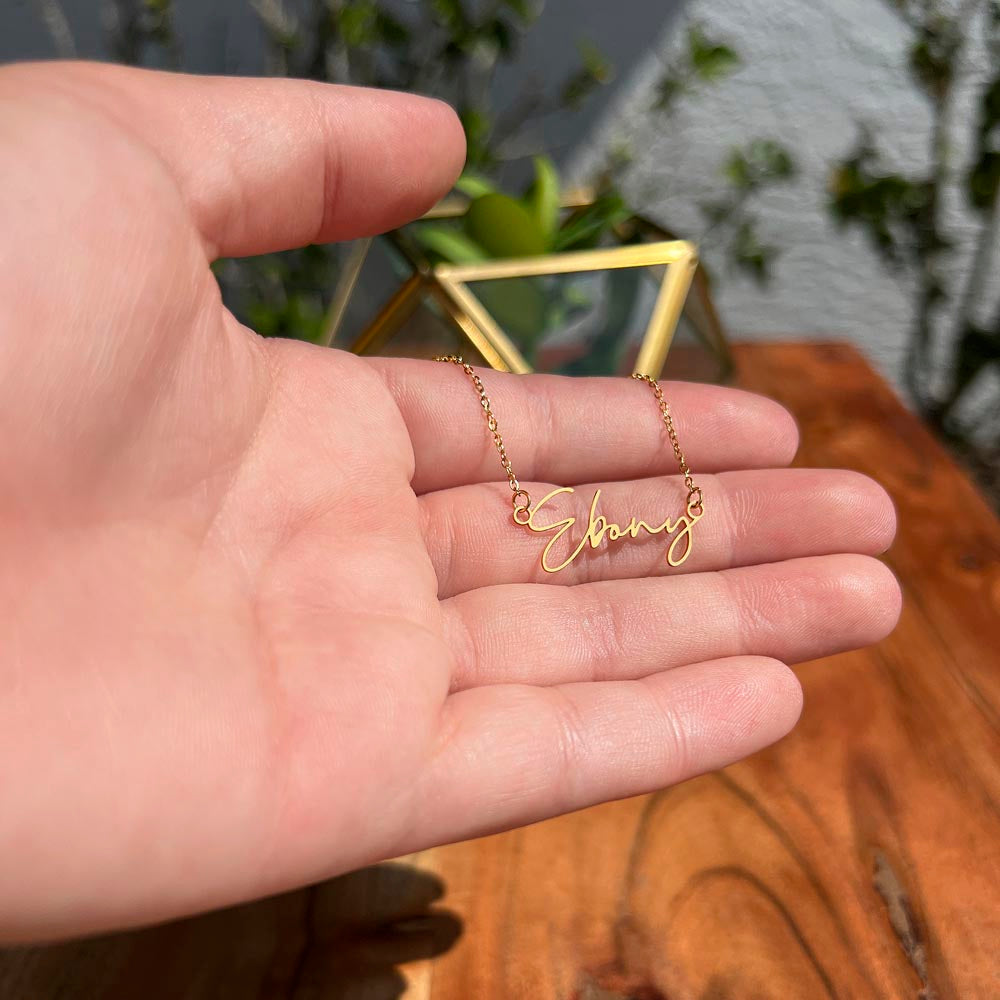 Personalized Signature Name Necklace- a Gift for Wives/Mothers/Grandmother.