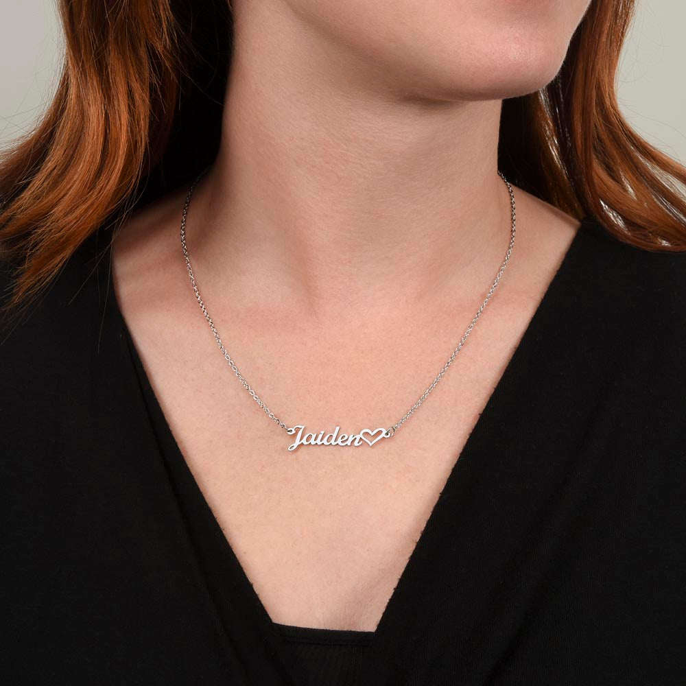 Personalized Heart Name Necklace- A Beloved Gift for a Mom to Be, a Perfect Gift for Mother's Day/Birthdays.