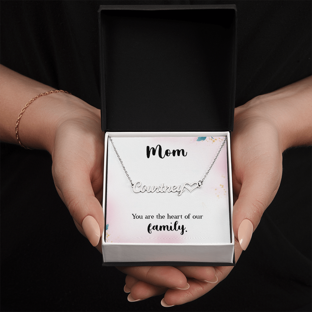 Personalized Heart Name Necklace- A Beloved Gift for a Mom, a Perfect Gift for Mother's Day/Birthdays.