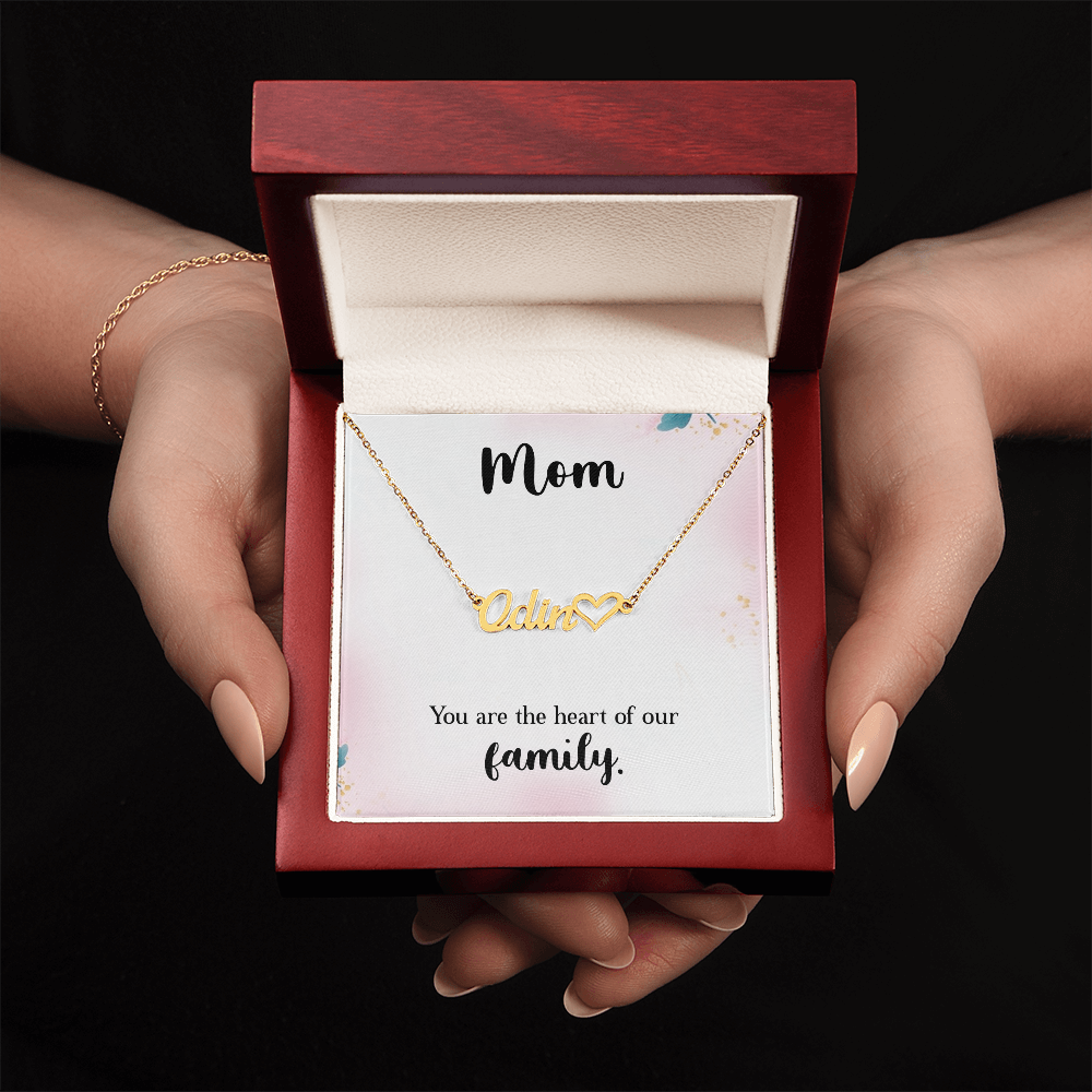 Personalized Heart Name Necklace- A Beloved Gift for a Mom, a Perfect Gift for Mother's Day/Birthdays.