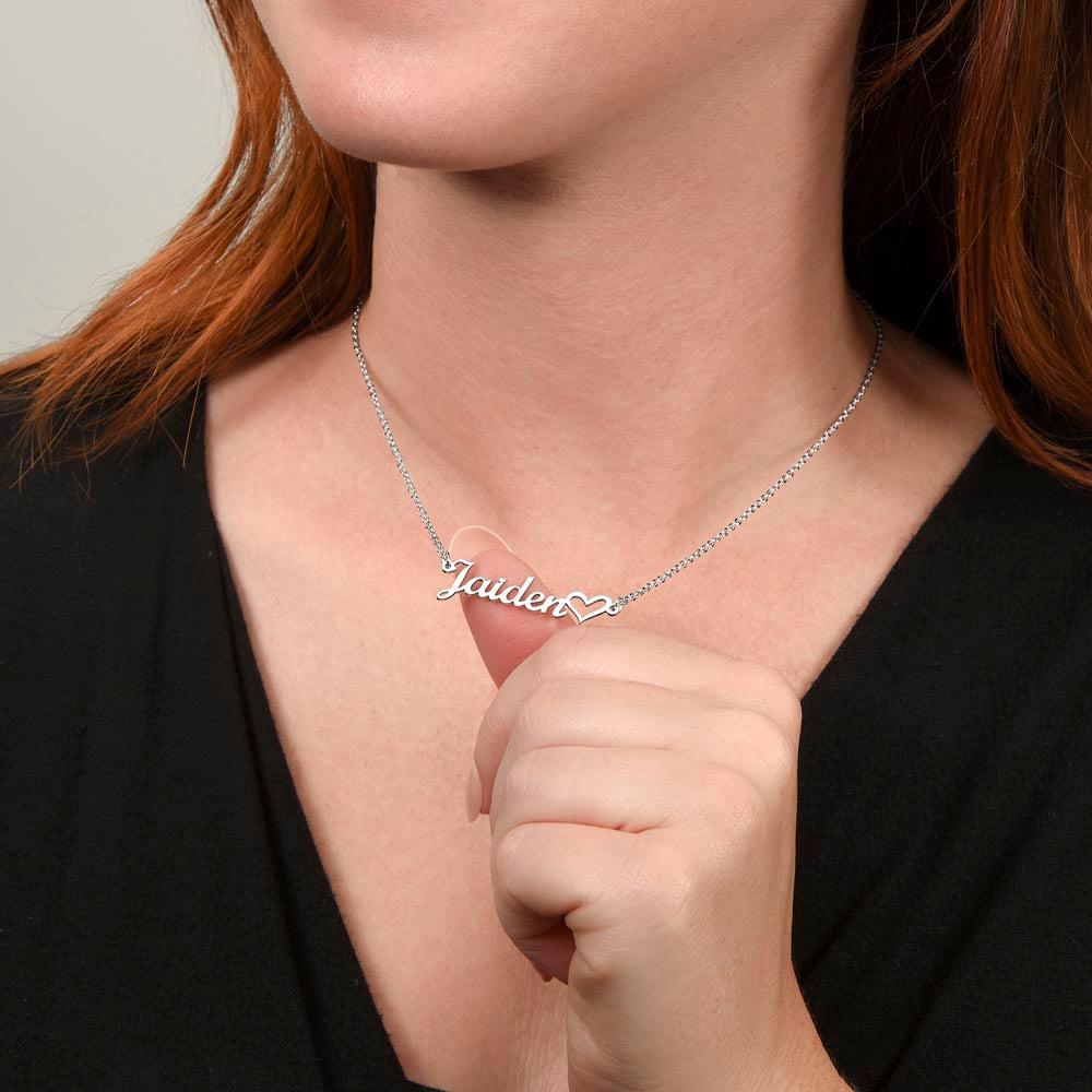 Personalized Heart Name Necklace- A gift for Wives/Soulmate/Soulmate/Grandmother.