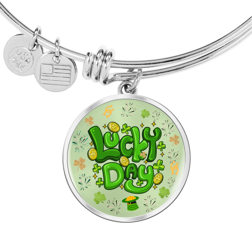 Personalized ''Lucky Day'' Circle Engraving Bangle- a Gift for Daughter/Wife/Mothers.
