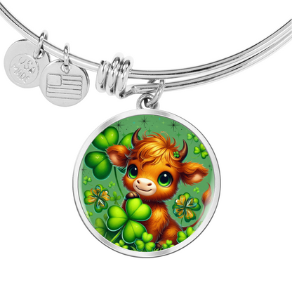 Personalized ''Highland Cow'' Circle Engraving Bangle- a Gift for Daughter/Wife/Mothers.