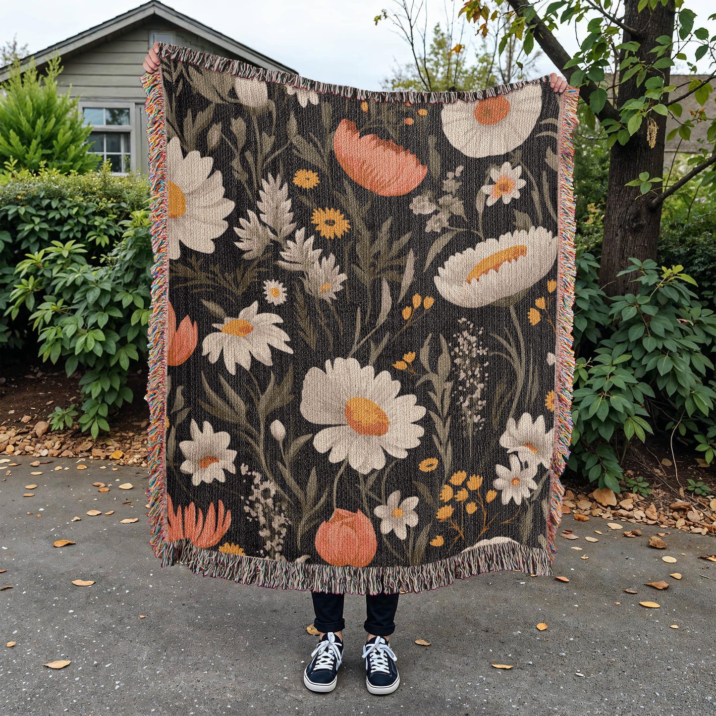 Blossom Elegance: Noir Garden Heirloom Woven Blanket- a Gift for Mothers/Daughters