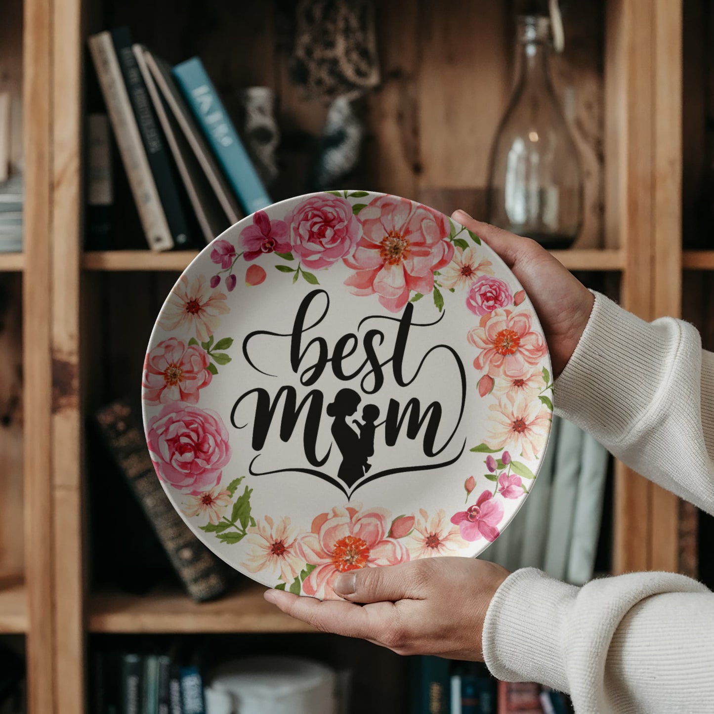 Best Mom 10''  Plate - a Gift for Mothers/Wife.