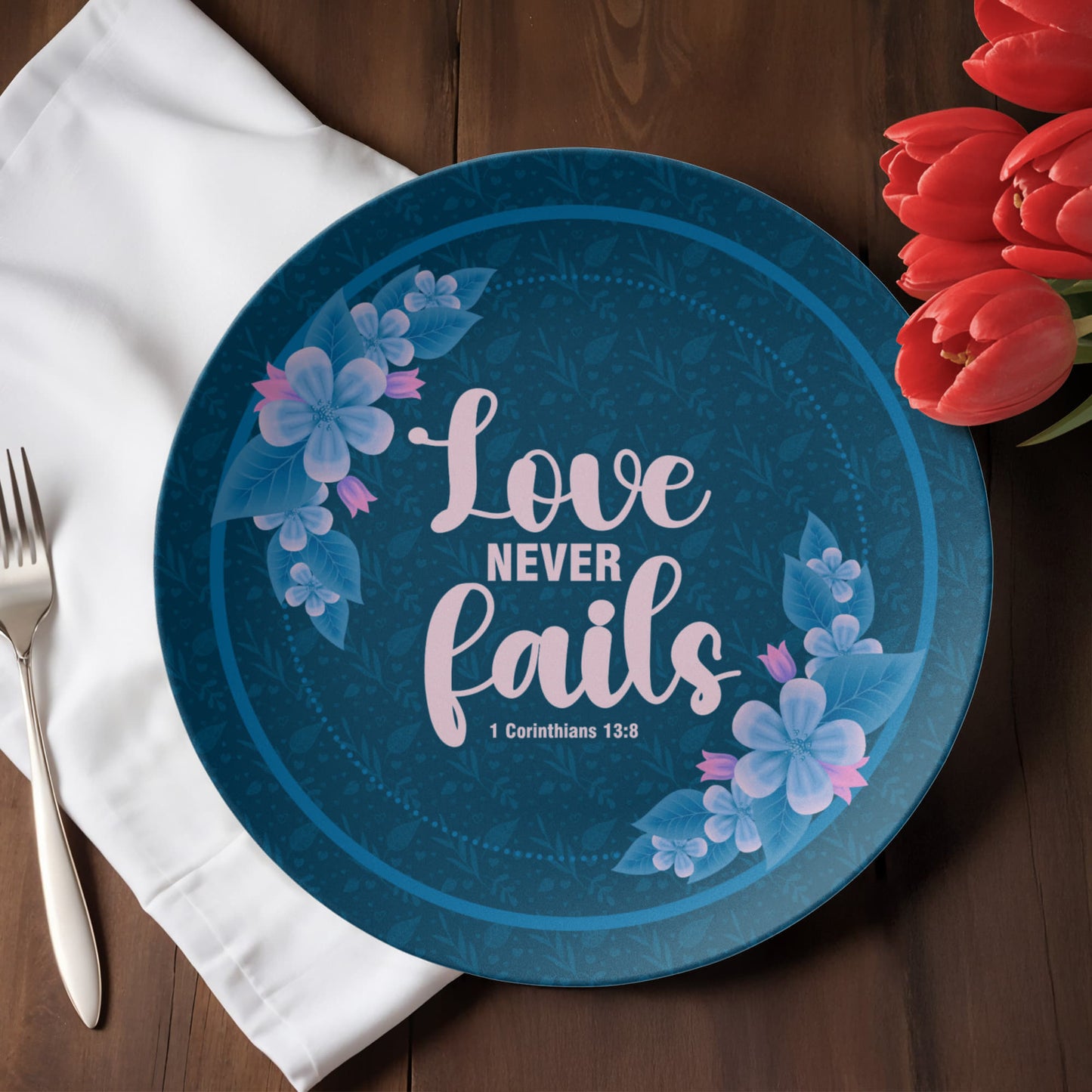 Love Never Fails 10'' Plate - a Gift for Mothers/Daughter/Wife.