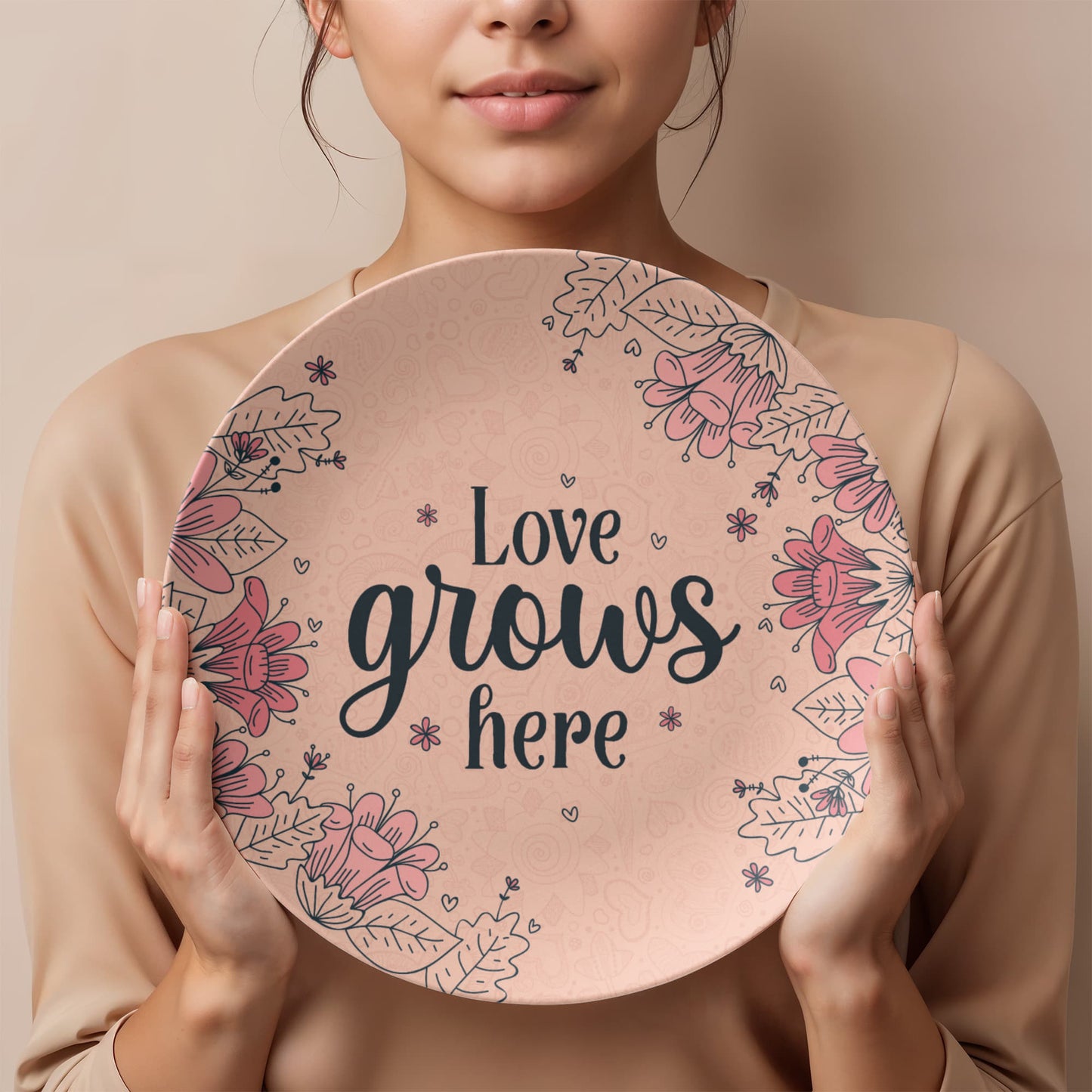 Love Grows Here 10'' Plate - a Gift for Mothers/Daughter/Wife.