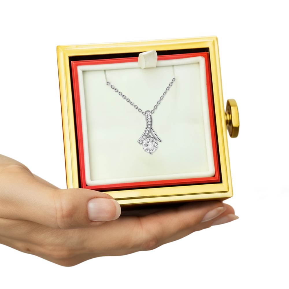 Alluring Beauty Necklace a Gift for Wives/Daughters.